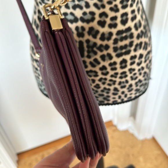 Kate Spade Leather Crossbody Purse ♠️ - Picture 4 of 7
